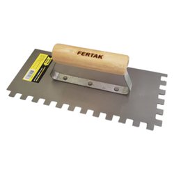 Desempenadeira de aco fertak cabo madeira dentada 12x25cm