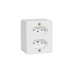 Tomada externa quadrada ilumi dupla branca 20a - 63121