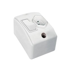 Interruptor externo box perlex conjugado 10a/250v - 170/11