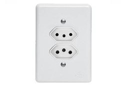 Tomada dupla perlex pumalux 10a/20a - 2311/15