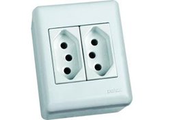 Tomada externa perlex pumalight dupla branca 20a - 6415/15